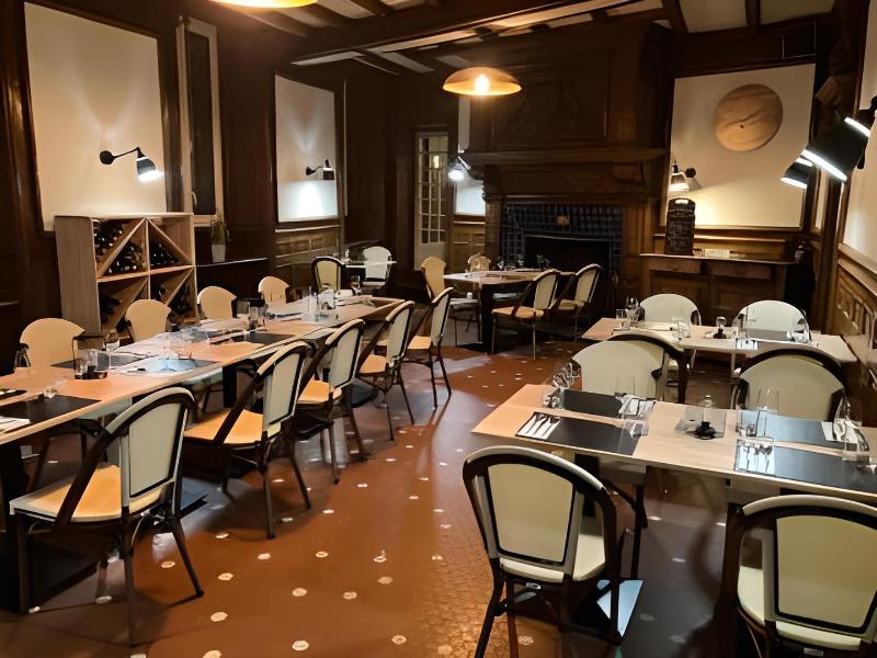 Logis Hotel Du Commerce Joncy image