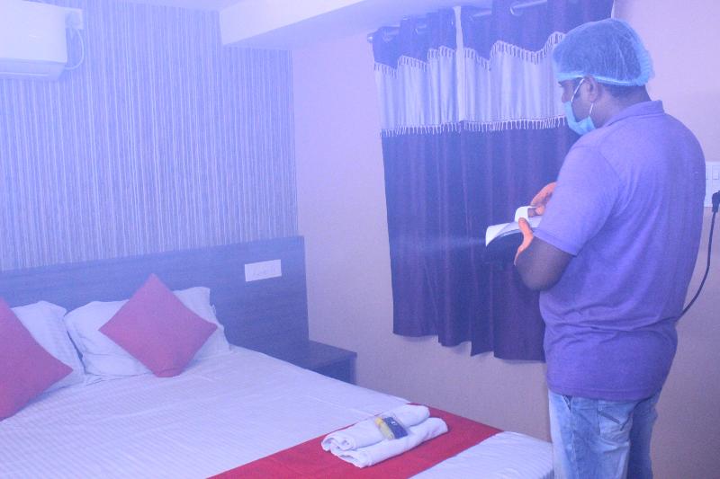 Hotel Galaxy Inn 4