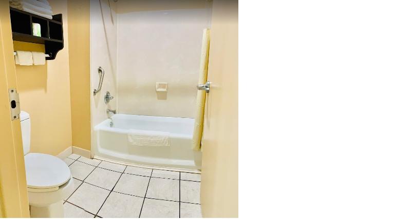 Weston Inn & Suites image
