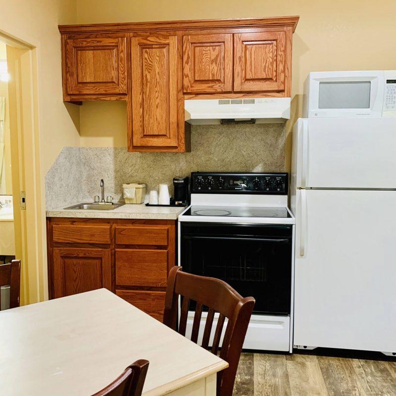 Weston Inn & Suites image