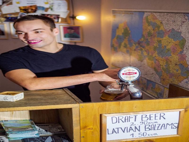 Cinnamon Sally Backpackers Hostel image
