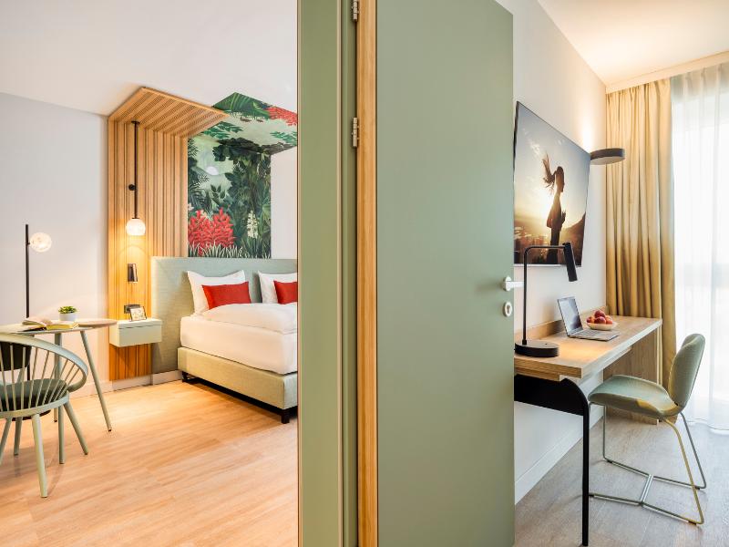Citadines Danube Vienna image