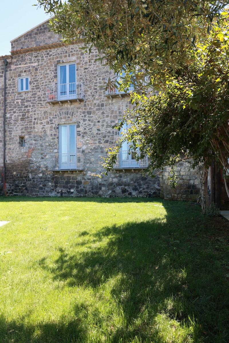 Villa Puolo - With Private Sea Access image