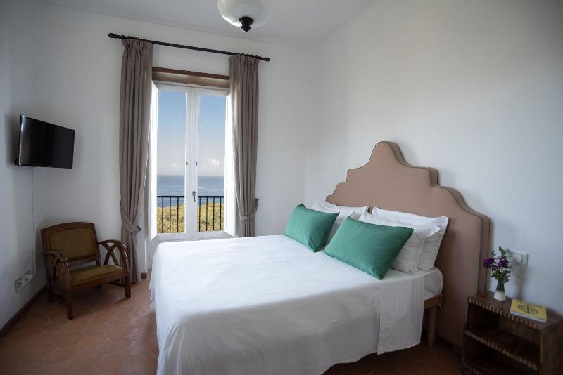 Villa Puolo - With Private Sea Access image