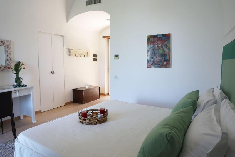 Villa Puolo - With Private Sea Access image