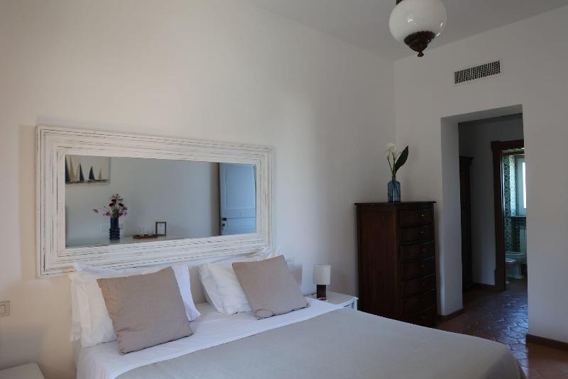 Villa Puolo - With Private Sea Access image