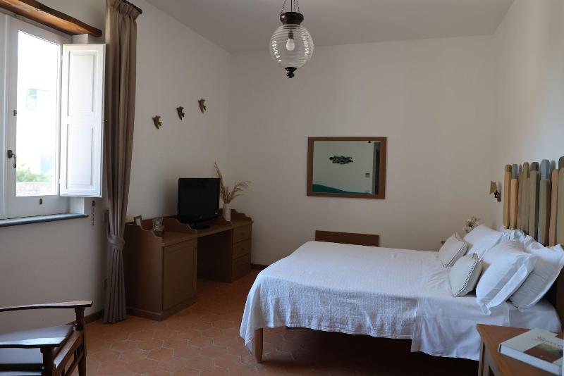 Villa Puolo - With Private Sea Access image