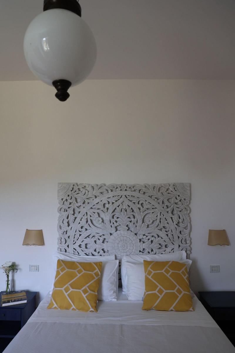 Villa Puolo - With Private Sea Access image