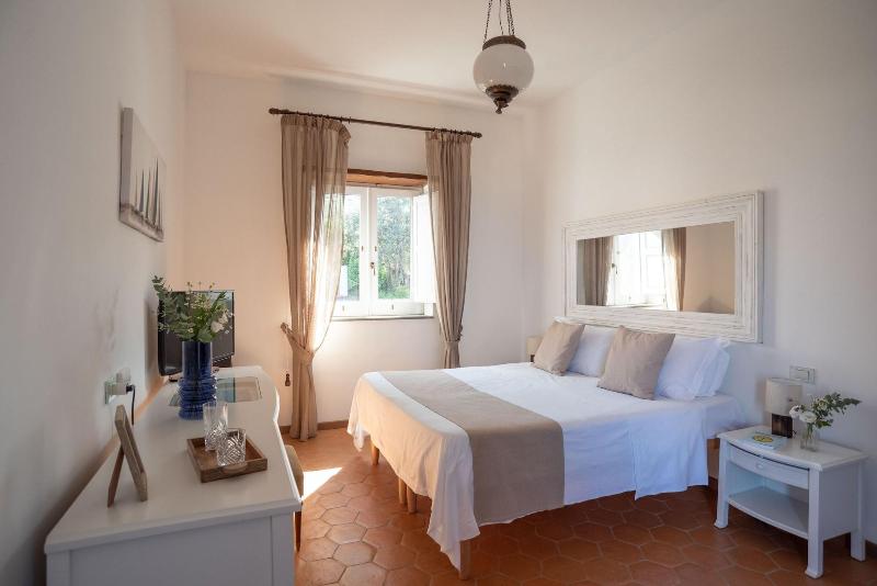 Villa Puolo - With Private Sea Access image