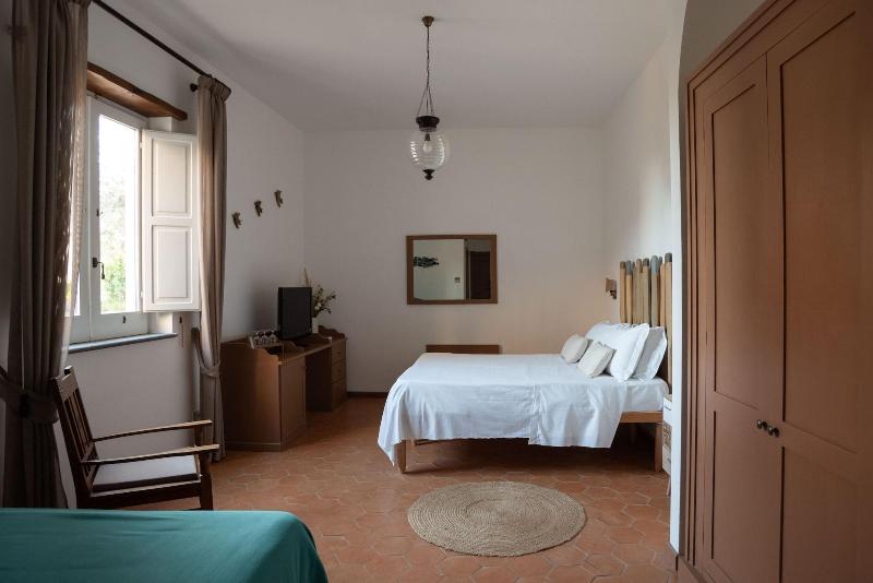 Villa Puolo - With Private Sea Access image