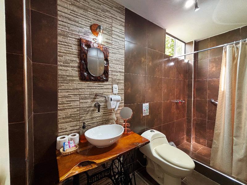 Serenity Lodge image