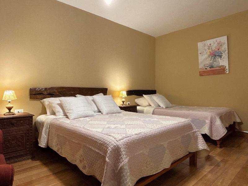 Serenity Lodge image