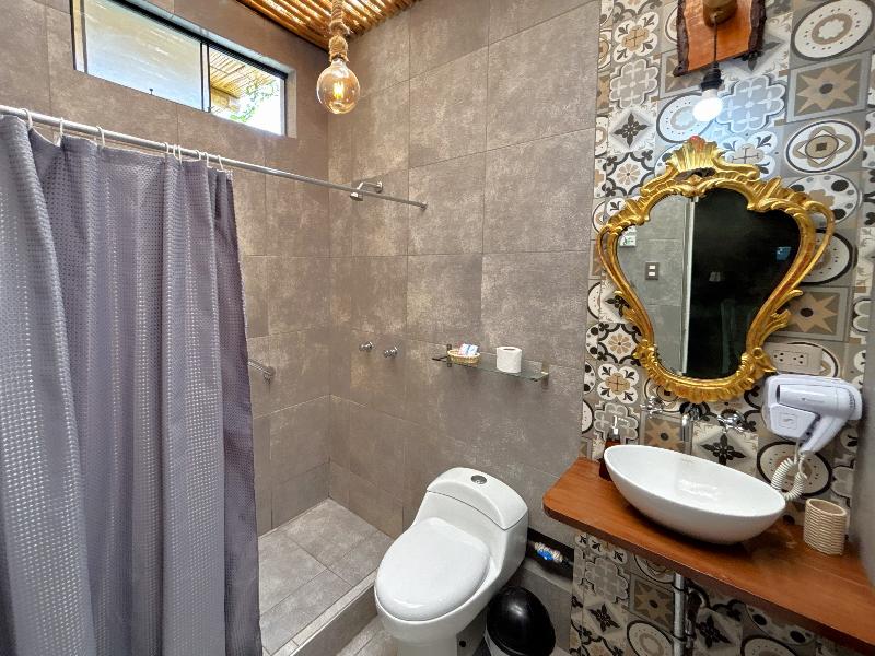 Serenity Lodge image