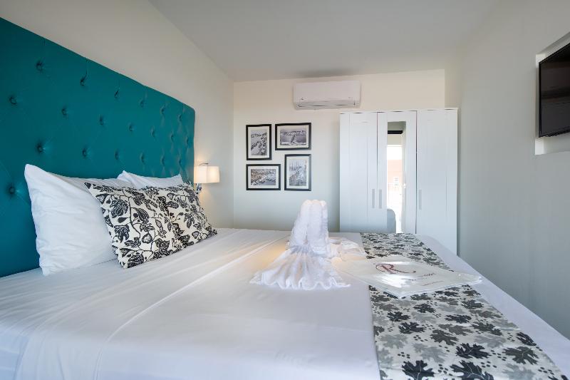 The Ritz Residence gallery photo 8