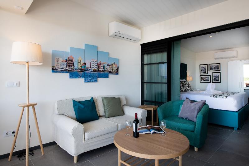 The Ritz Residence gallery photo 12