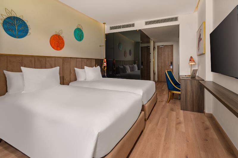 Wyndham Royal Beachfront Resort & Spa HoiAn Danang image