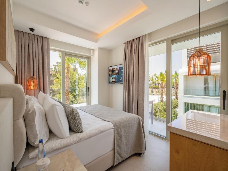 Club Arona Luxury Villas Belek image
