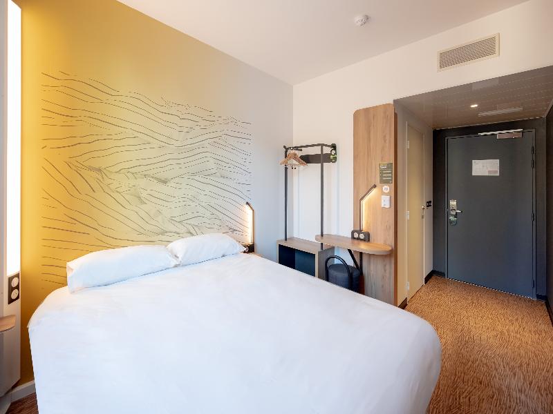 B&B HOTEL Toulon Centre Gare image