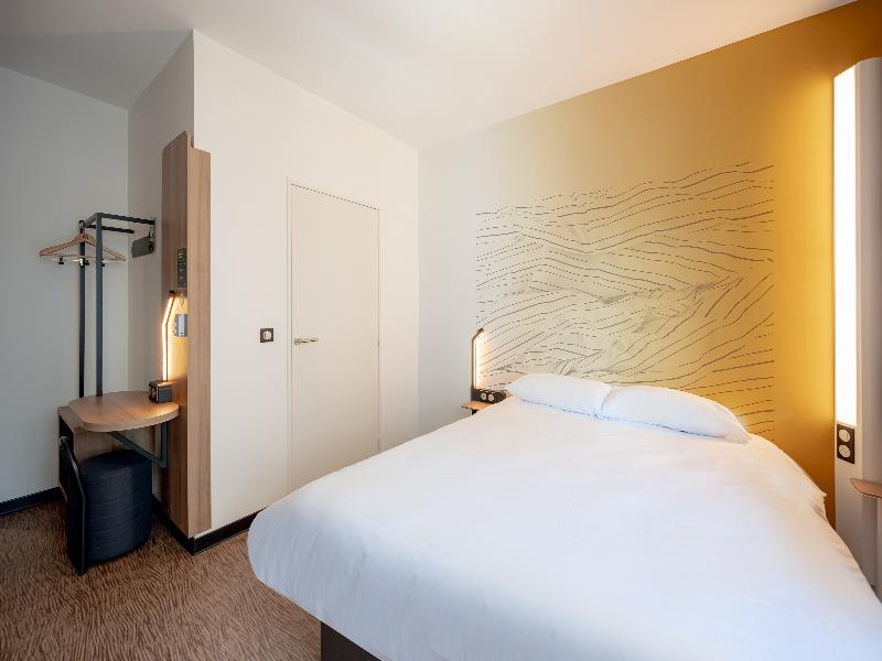 B&B HOTEL Toulon Centre Gare image