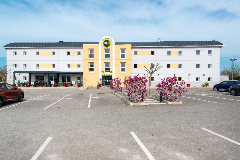 B&B HOTEL Cholet Nord image
