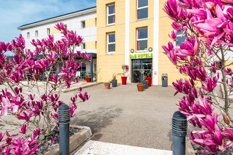 B&B HOTEL Cholet Nord image