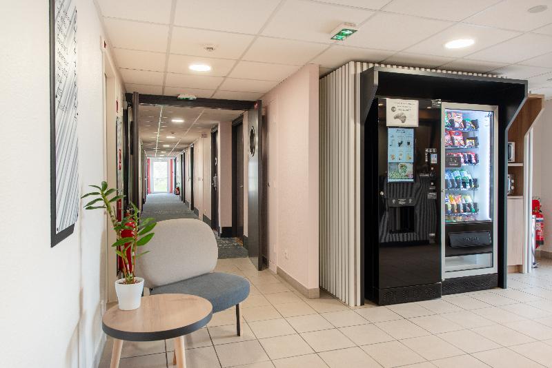 B&B HOTEL Cholet Nord image