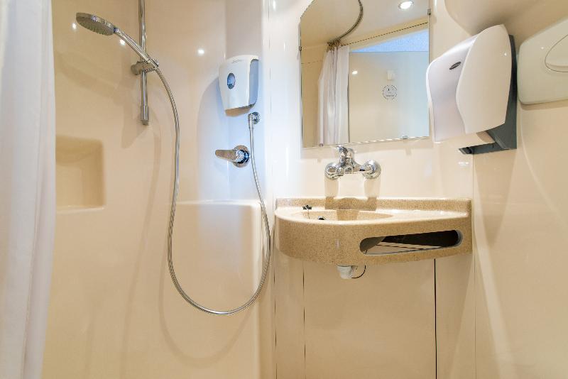 B&B HOTEL Cholet Nord image