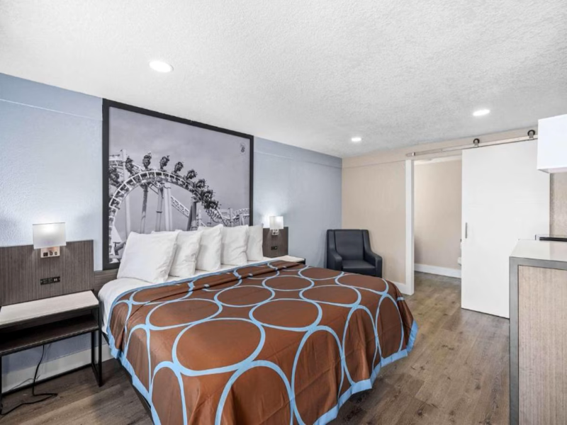 Travelodge By Wyndham Kissimmee/orlando image