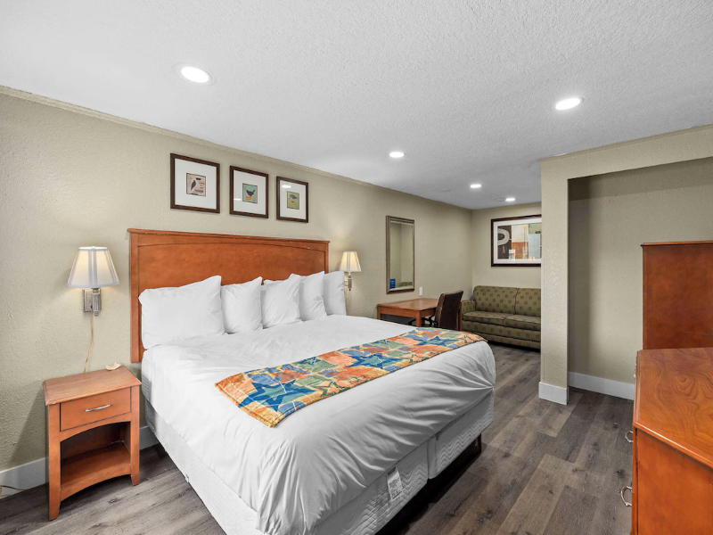 Travelodge By Wyndham Kissimmee/orlando image