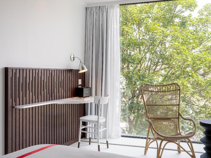 Ruby Zoe Hotel London by IHG image