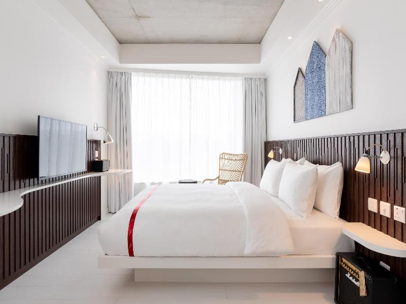 Ruby Zoe Hotel London by IHG image