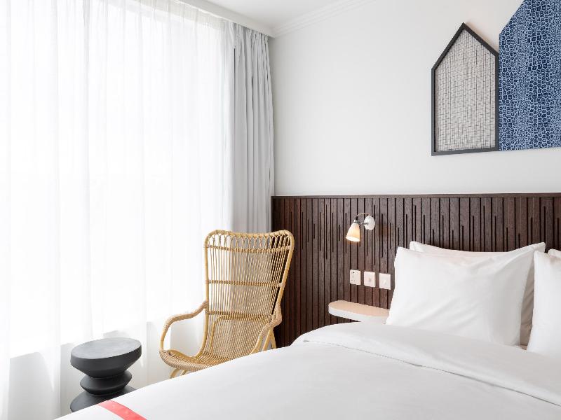 Ruby Zoe Hotel London by IHG image