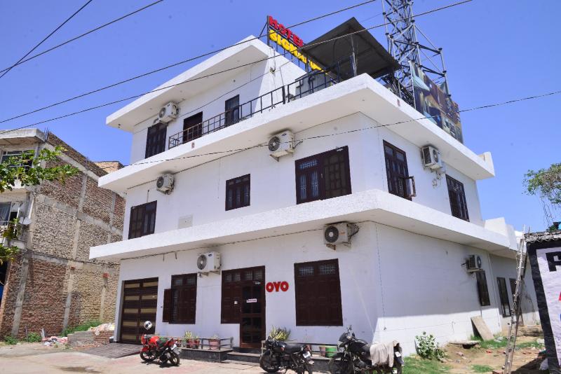 Hotel Signature Villa , Sonipat image