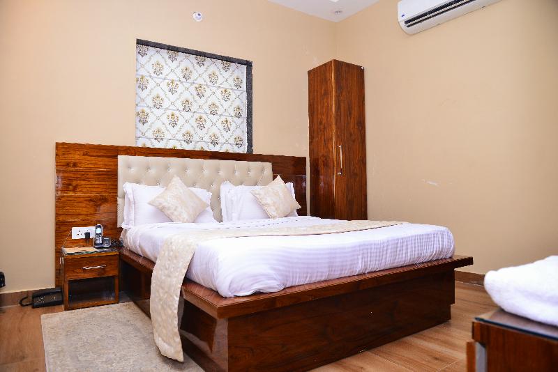 Hotel Signature Villa , Sonipat image