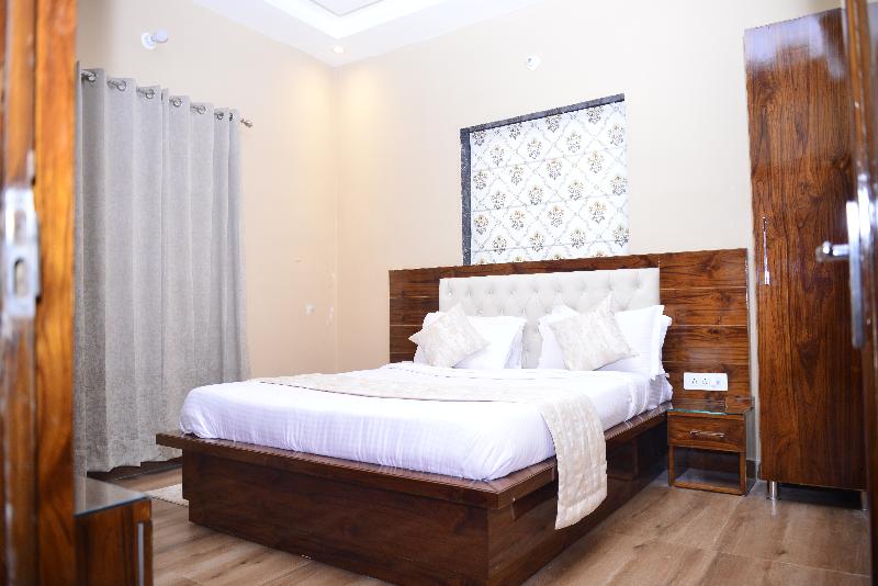 Hotel Signature Villa , Sonipat image