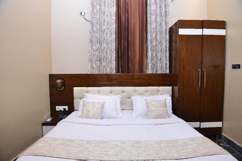 Hotel Signature Villa , Sonipat image