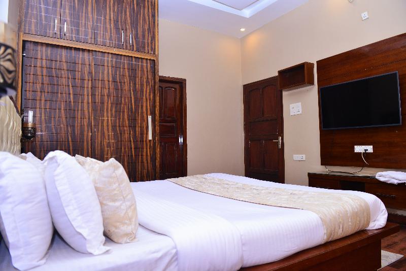 Hotel Signature Villa , Sonipat image