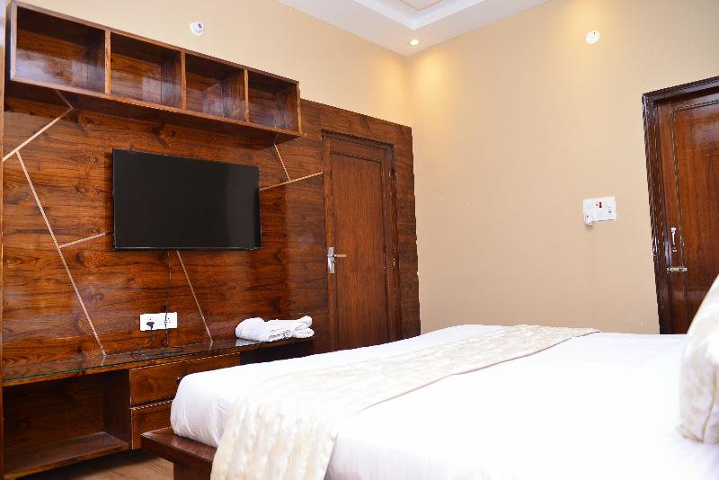 Hotel Signature Villa , Sonipat image