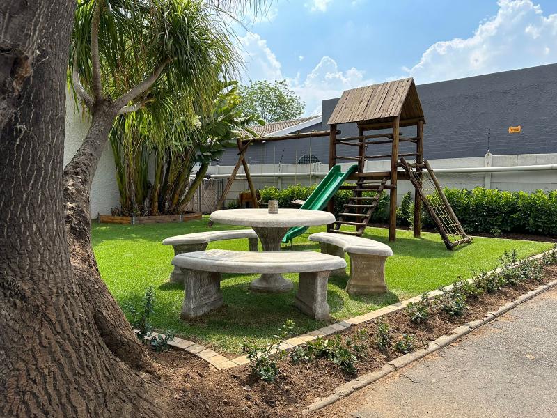 Bm Gardens Apartment Hotel image