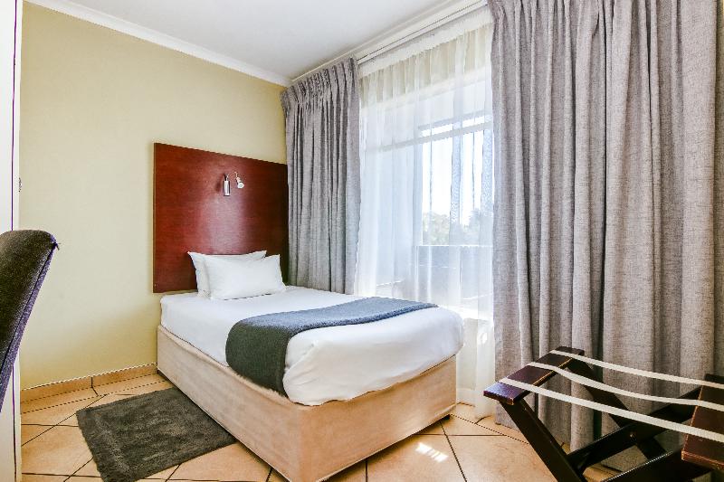 Bm Gardens Apartment Hotel image