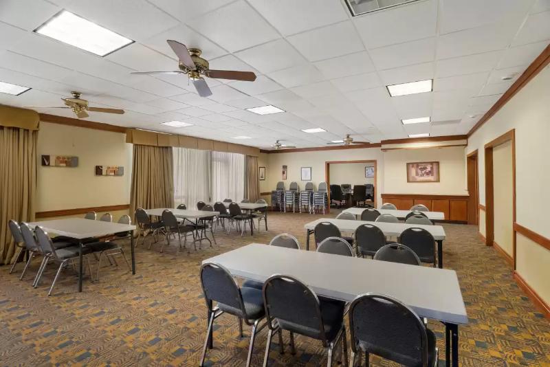 Quality Inn Alice image