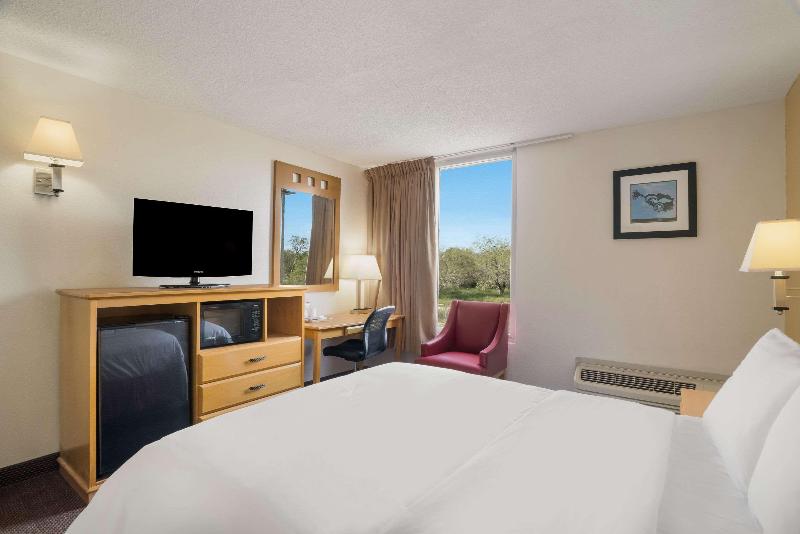 Quality Inn Alice image