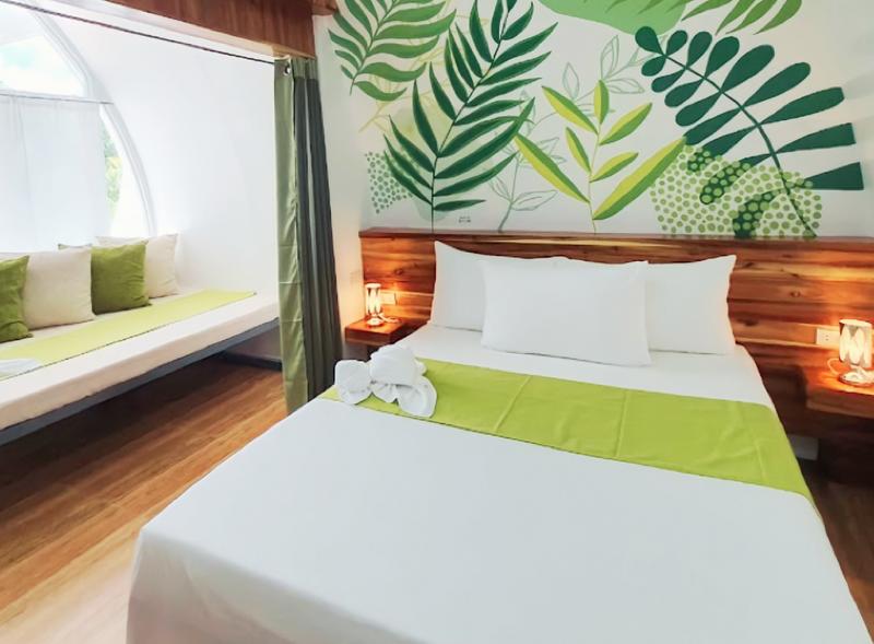 Royal Suites Port Barton image