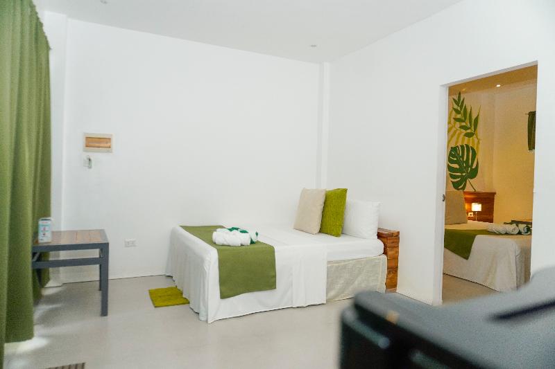 Royal Suites Port Barton image