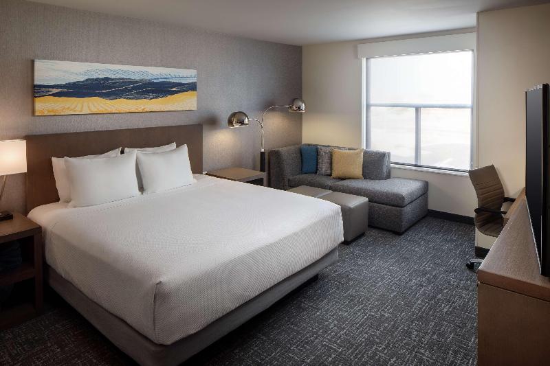 Hyatt House Vacaville image