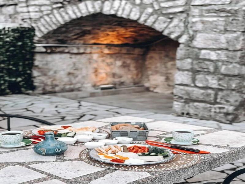 Serenita Stone House image
