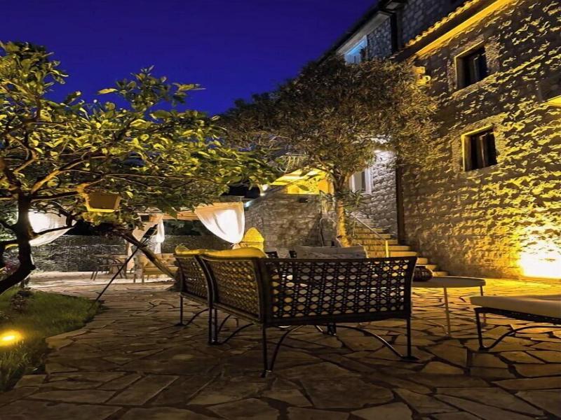 Serenita Stone House image