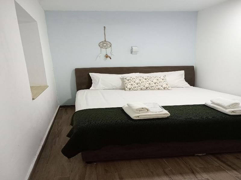 Serenita Stone House image