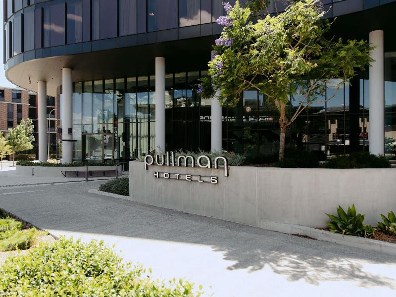 Pullman Sydney Penrith image