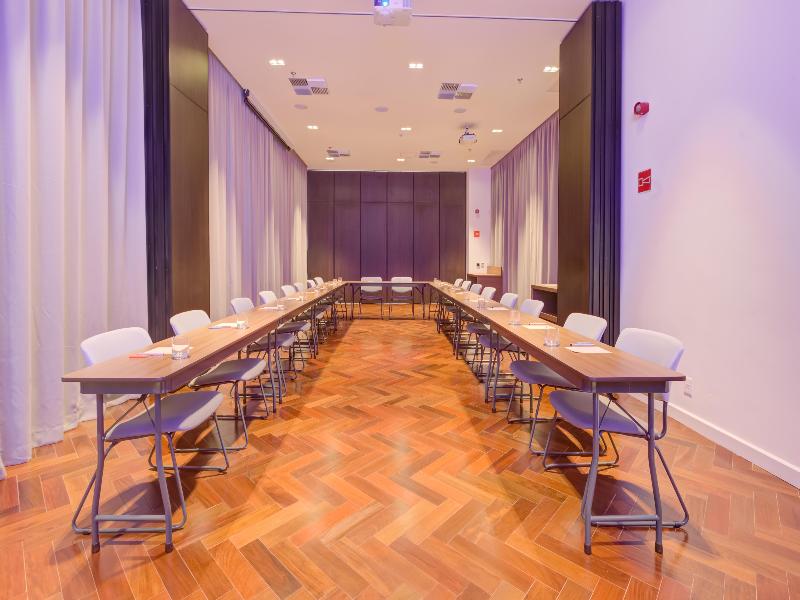 Qoya Hotel Sao Paulo Curio Collection By Hilton — view